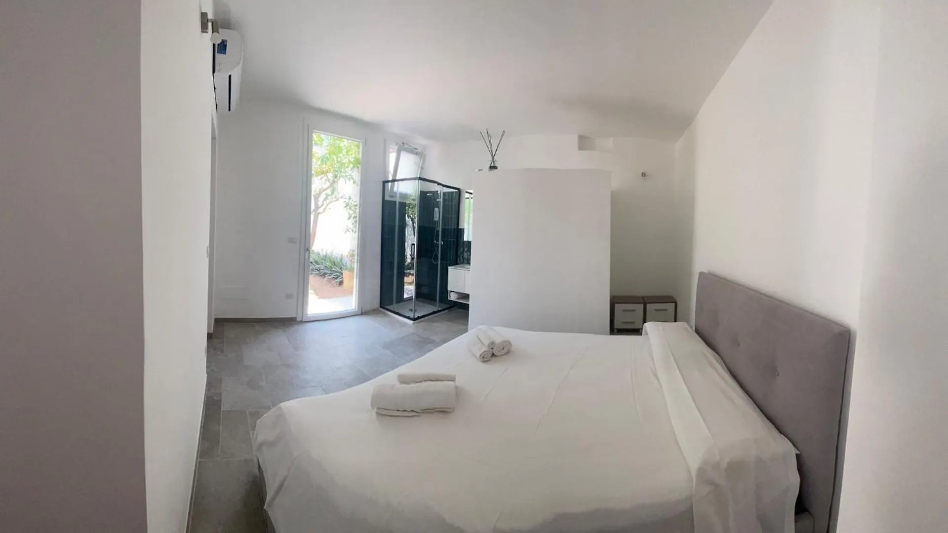 Guest house Small House Lecce Hotel